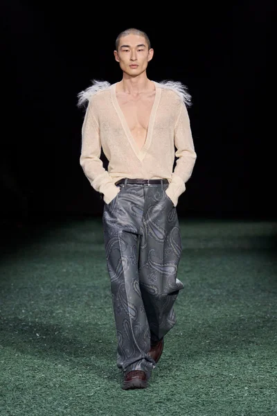 Look 47